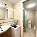 Hostdomus - Lizzie's House Apartment