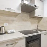 Hostdomus - Lizzie's House Apartment