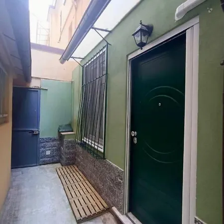 Hostdomus - Lizzie's House Apartment *