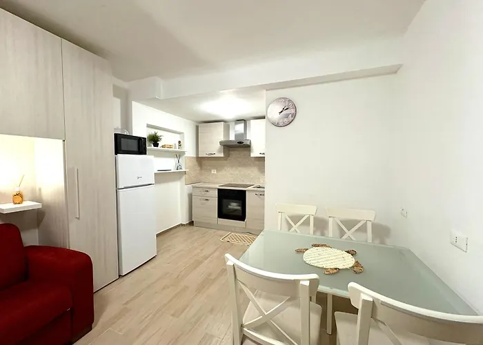 Hostdomus - Lizzie's House Appartamento *